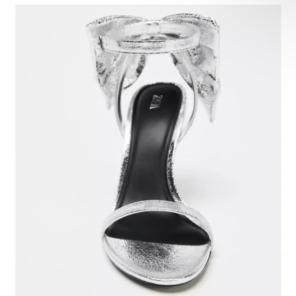 NWT Zara Bloggers Choice Elegant Silver Bow High Heels (Size Eur41/US10) - Picture 3 of 7